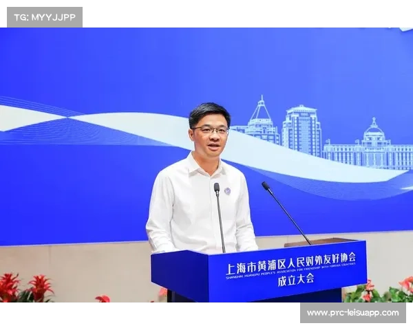 上海对外友协宿琳为中美比赛开球 推动民间外交新进展 上海对外友协宿琳为中美比赛开球 推动民间外交新进展