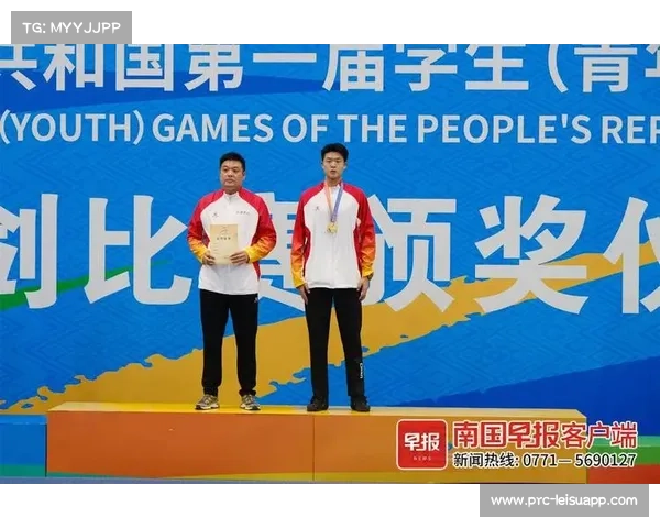 70岁企业家勇敢参赛 湖南赛事报名现高龄选手挑战公开组重剑 70岁企业家勇敢参赛 湖南赛事报名现高龄选手挑战公开组重剑